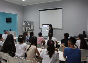 Жастарға арналған тегін базалық ағылшын тілі курсының үшінші кезеңі басталды