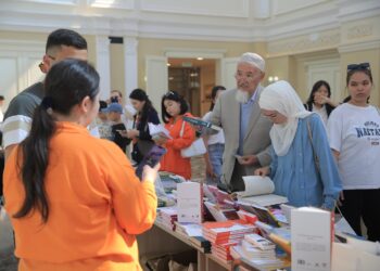 Ақтауда алғаш рет кітап оқырмандары басқосты