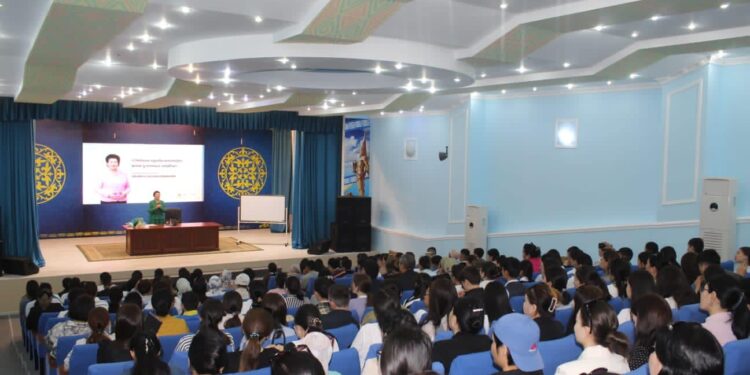 Маңғыстау жастарының сауаттылықтарын арттыру жобасы жүріп жатыр