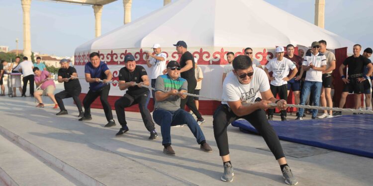 Арқан тартыс: 29 шағынаудан жастары алға шықты