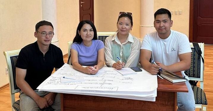 Қостанайда NEET санатындағы жастармен жұмыс бойынша оқыту өтіп жатыр