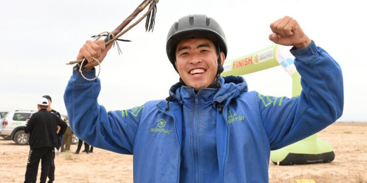 “Ұлы дала жорығы”: Маңғыстаулық шабандоз рекорд орнатты