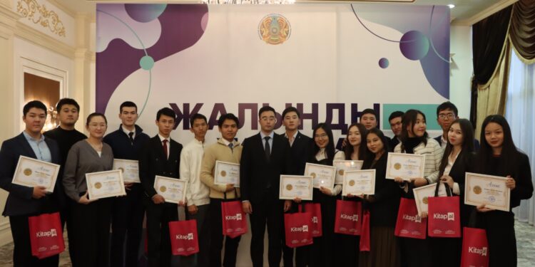 Жол жүру грантының жеңімпаздары алғысқа бөленді