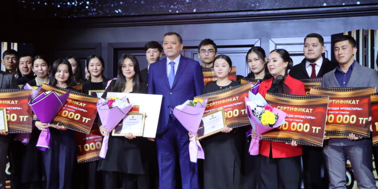 «Жас тұлпар – 2023» облыстық жастар премиясы табысталды