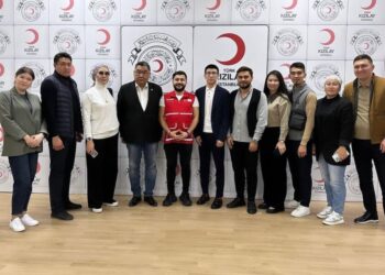 2024 жылы Ыстамбұлдағы «Қызыл ай» өкілдері маңғыстаулық волонтерлерге дәріс береді