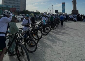 Ақтауда есірткіге қарсы күрес күнінде велошеру өтті