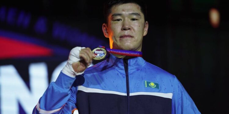 Маңғыстаулық боксшы Бекзат Нұрдәулетов Азия чемпионы атанды